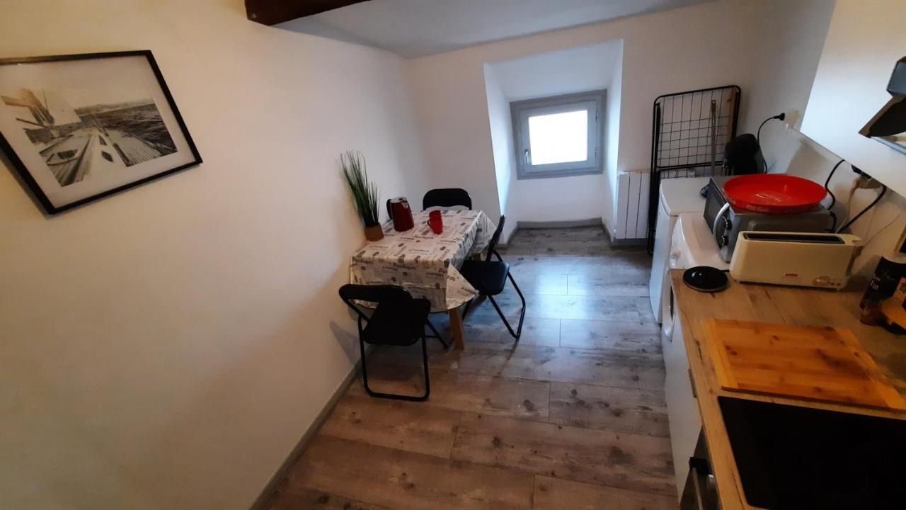 Suite 3 Pieces Chambre+Cuisine+Sdb Centre Ville Privas Exteriör bild